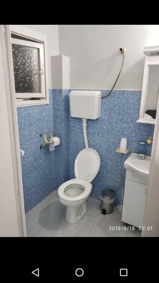 Apartmani Pinokio Ni エクステリア 写真